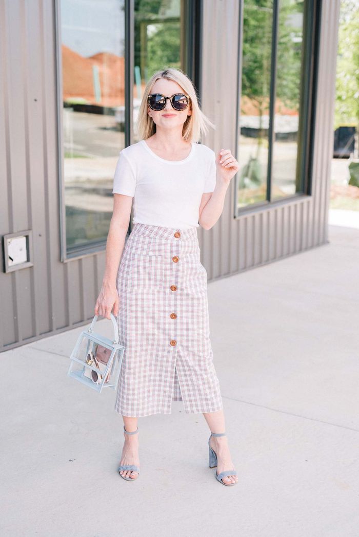 Terlihat Lebih Tinggi, Inilah Pilihan Model Rok Panjang yang Cocok ...