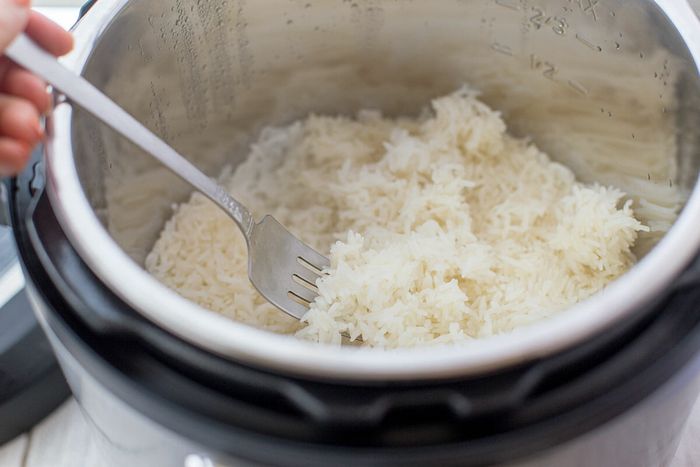 Memasak nasi