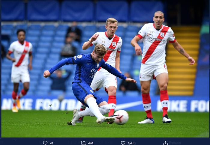 Aksi Timo Werner saat mencetak gol pertamanya di Liga Inggris bersama Chelsea, Sabtu (17/10/2020)