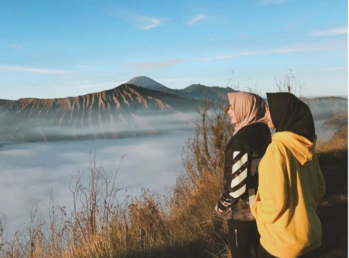 Sherel Thalib Naik gunung