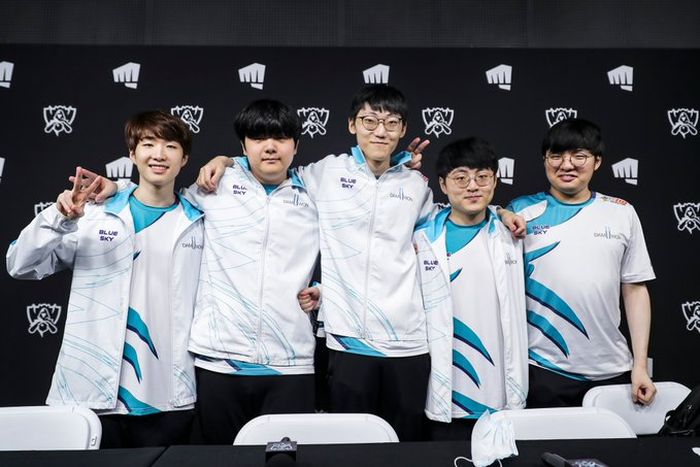 DAMWON Gaming roster in League of Legends World Championship 2020.
