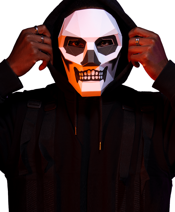 Fortnite presents the Skull Trooper Mask at the Fortnitemares event