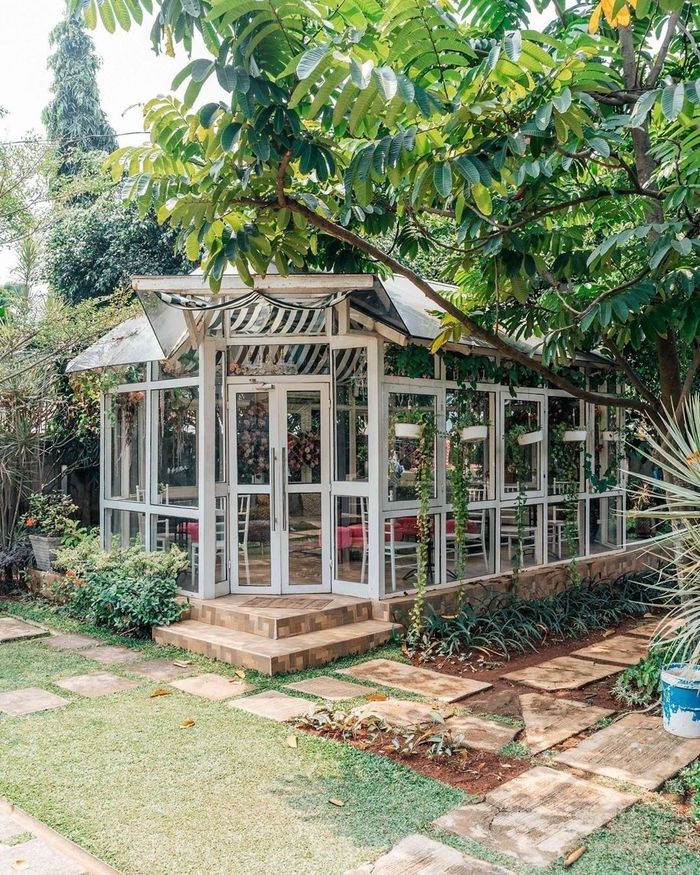 Potret lokasi pernikahan Sule dan Nathalie HolscherInstagram @tsamararesto