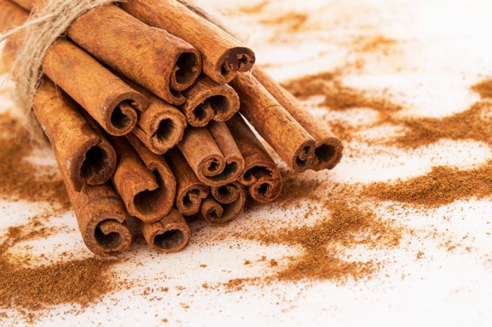 Freepik.com __ Kayu manis ampuh untuk menurunkan berat badan