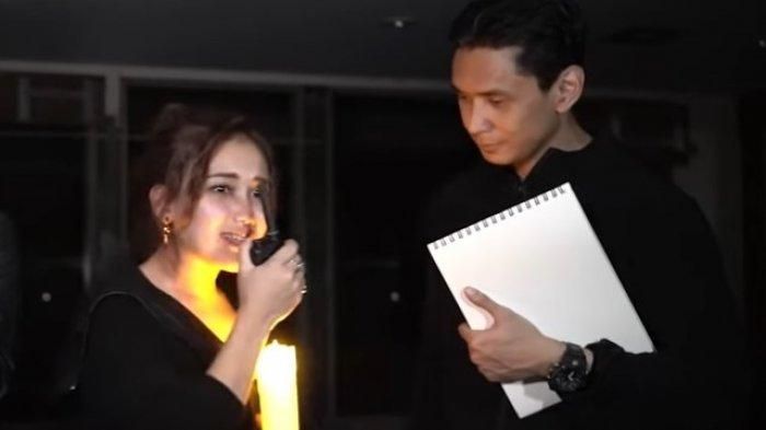 Adik Sara Wijayanto dan kakak Adinia Wirasti 
