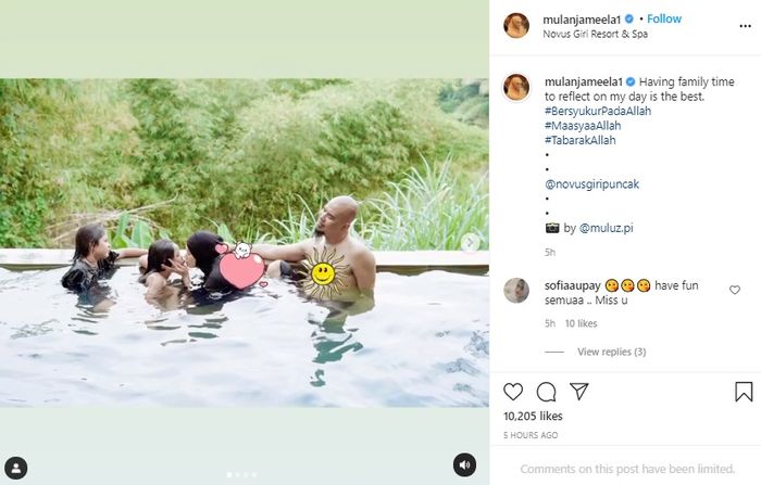 Mulan Jameela dipuji setinggi langit setelah pamer foto mesra bareng Ahmad Dhani saat di kolam renang