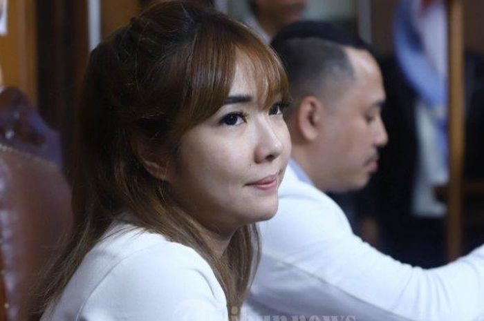 Penyebar video syur mirip Gisella Anastasia sampai titipkan beberapa pesan kepada pengacara hingga singgung soal penyesalan. 