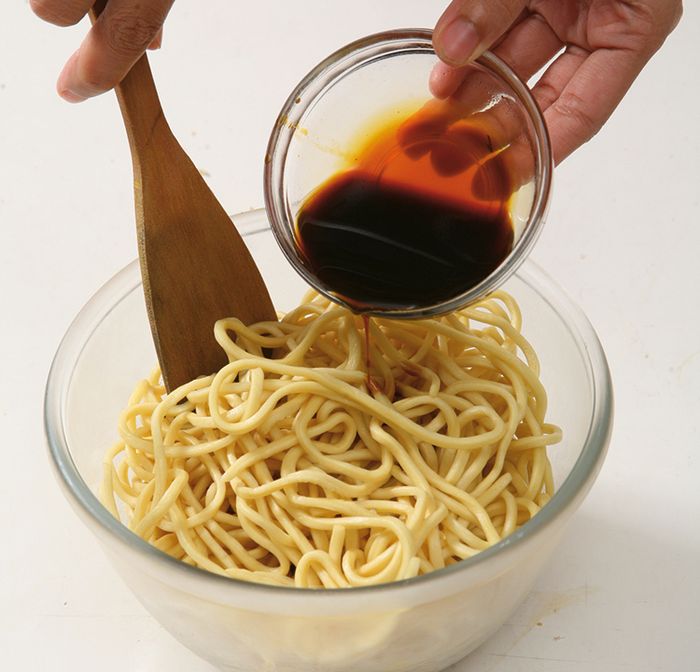 Mi goreng dibumbui dulu