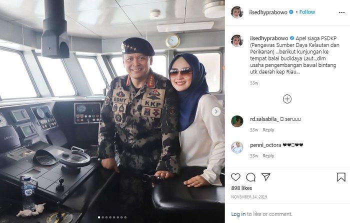 Unggahan Iis Rosita Dewi