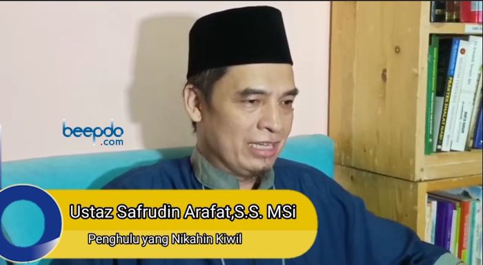 Penghulu yang menikahkan Kiwil