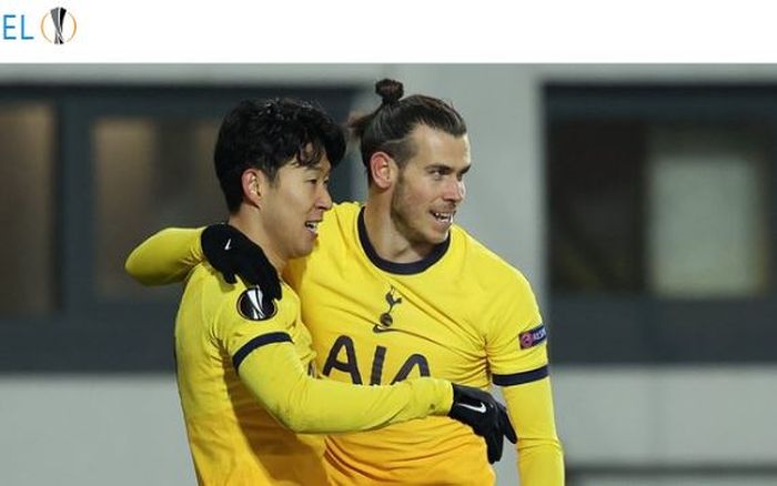 Dua penyerang Tottenham Hotspur, Son Heung-Min dan Gareth Bale, merayakan gol yang dicetak ke gawang LASK dalam laga Grup J Liga Europa di Stadion der Stadt Linz, Kamis (3/12/2020).