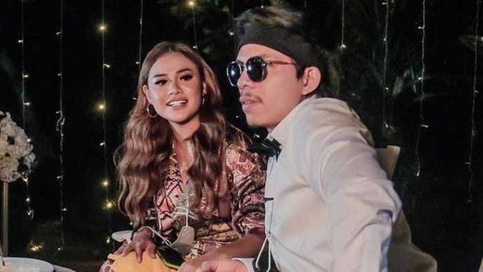 Atta Halilintar dan Aurel Hermansyah Putus Bukan Isu Belaka, Putri Anang Hermansyah: Kita Ada Masalah yang Nggak Boleh Diceritain