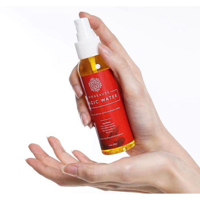 Tren Skincare 2021 Face Mist untuk Kulit Berjerawat yang Sempat Viral