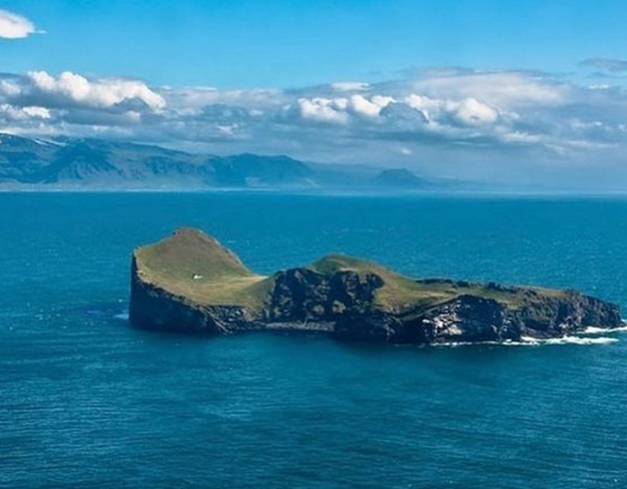 Disebut Rumah Paling Kesepian Di Dunia Teta Teki Bangunan Misterius Di Tengah Pulau Terpencil Ini Akhirnya Terbongkar Ada Penghuninya Semua Halaman Wiken