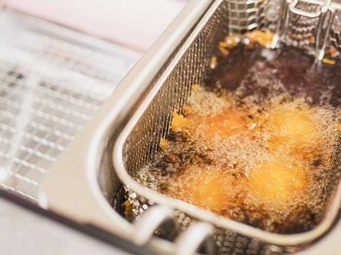 Jangan Buru Buru Dibuang Lakukan 5 Cara Ini Agar Minyak Goreng Tidak Cepat Menghitam Setelah Masak Semua Halaman Sajian Sedap Jangan Buru Buru Dibuang Lakukan 5 Cara Ini Agar Minyak Goreng Tidak Cepat Menghitam Setelah Masak Semua Halaman Sajian Sedap