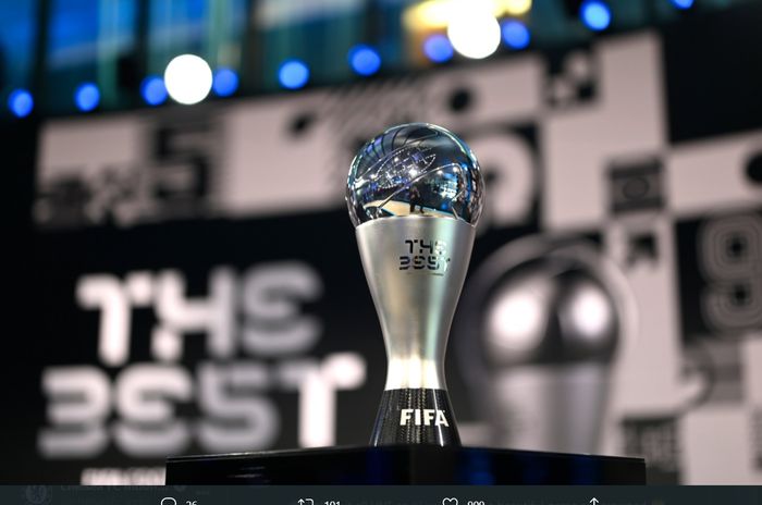 Foto piala penghargaan untuk Pemain Terbaik Dunia FIFA 2020 yang diselenggarakan di markas FIFA, Zurich, Swiss pada Kamis (17/12/2020) atau Jumat dini hari WIB.