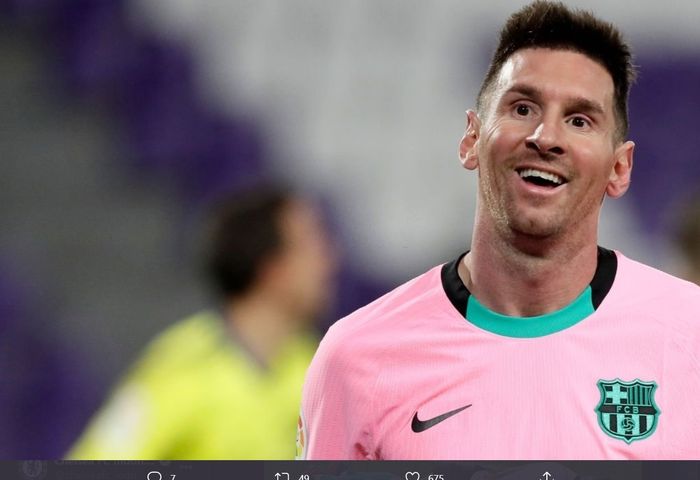Lionel Messi resmi pecahkan rekor abadi milik legenda Brasil, Pele, usai cetak gol ke gawang Real Valladolid dalam kemenangan 3-0 Barcelona dalam lanjutan laga pekan ke-15.