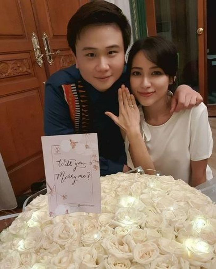 Masih Ingat dengan Sosok Wanita Cantik yang Sudah Jadi Rektor Termuda di Usia 27 Tahun? Kini Beginilah Kabar Risa Santoso, Makin Cantik dan Bahagia Usai DIlamar Kekasih