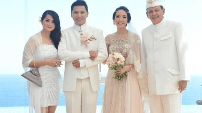 Momen saat Gisel dan Gading Marten menikah pada 2013 silam 
