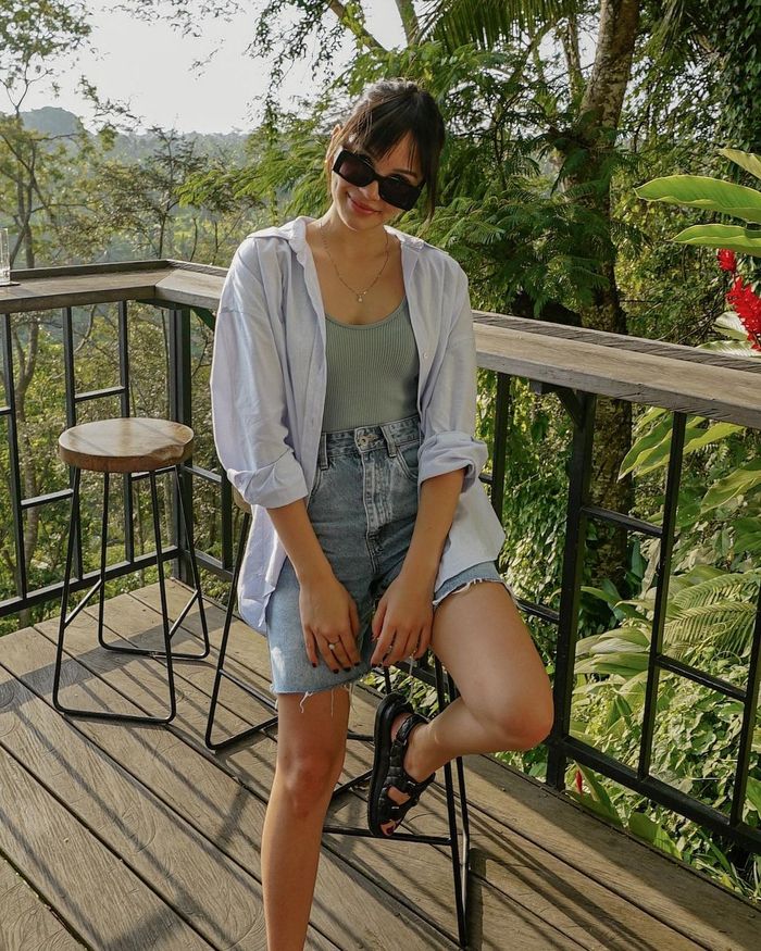 Pantas Al Ghazali Sampai Kepincut Intip 5 Rekomendasi Ootd Sehari Hari Ala Alyssa Daguise Ini Yuk Dijamin Stylish Dan Kece Pantas Al Ghazali Sampai Kepincut Intip 5 Rekomendasi Ootd Sehari Hari Ala Alyssa Daguise Ini Yuk Dijamin Stylish Dan Kece