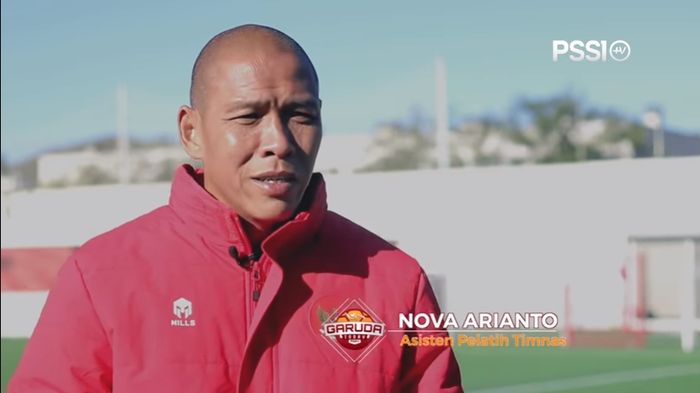 Asisten pelatih timnas Indonesia U-19, Nova Arianto.