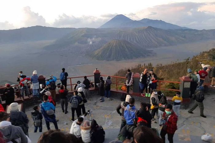 Kenapa tidak ada larangan berwisata?