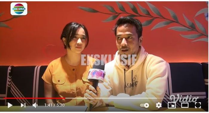 Adhietya Mukti dan istri
