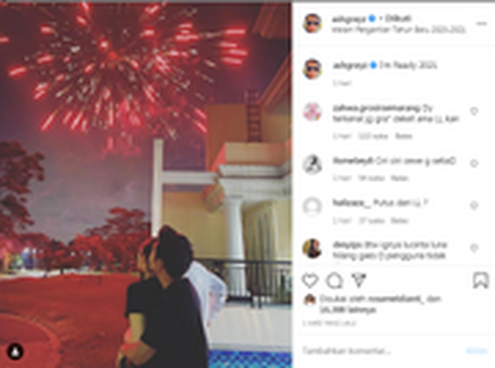 Abash merayakan momen pergantian tahun bersama seorang wanita 
