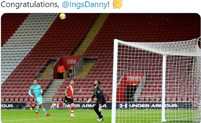 Proses terjadinya gol yang diciptakan striker Southampton, Danny Ings, saat melawan Liverpool dalam laga Liga Inggris di Stadion St. Mary's, Senin (4/1/2020).