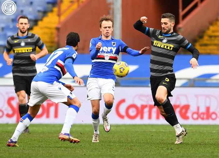 Inter Milan takluk 1-2 dari Sampdoria dalam laga pekan ke-16 Liga Italia di Stadion Luigi Ferraris, Rabu (6/1/2020).