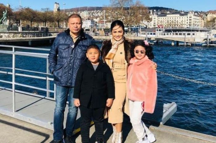 Keluarga <a href='https://kupang.tribunnews.com/tag/raul-lemos' title='Raul&nbsp;Lemos'>Raul&nbsp;Lemos</a> dan Krisdayanti