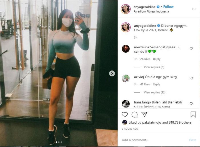 Anya Geraldine pamer foto di tempat gym.