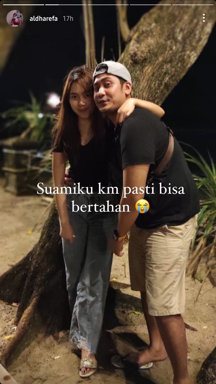 Melalui fitur Story Instagram @aldhafera, wanita yang juga berprofesi sebagai pramugari Sriwijaya Air membagikan percakapan Whatsapp terakhir dengan Okky Bisma.