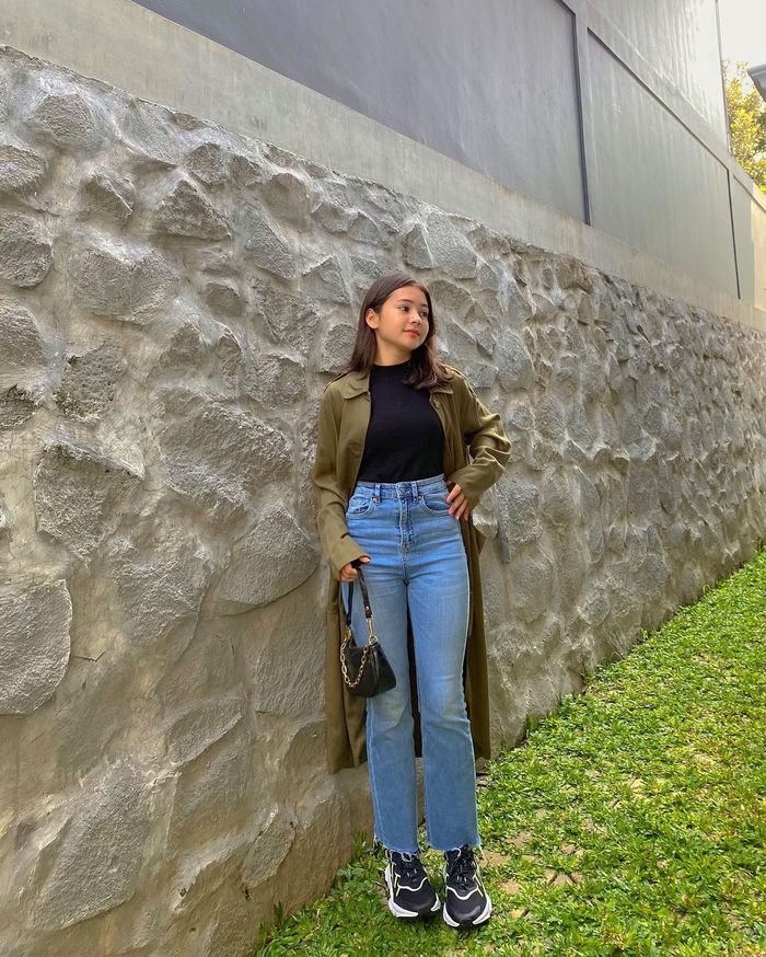 gaya kasual Sandrinna Michelle