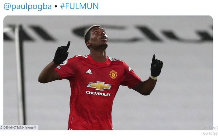 Paul Pogba mencetak gol jarak jauh untuk pertama kalinya bagi Manchester United dengan kaki kiri laga melawan Fulham di Craven Cottage, Kamis dini hari WIB.