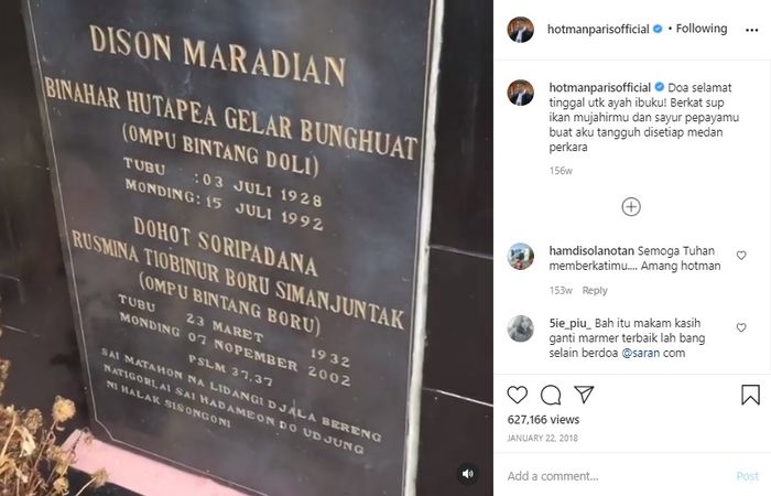 makam orangtua hotman paris