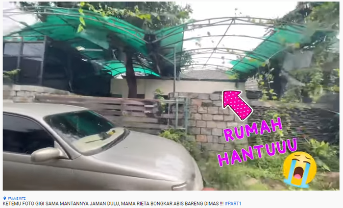 Mama Rieta menunjukan rumah yang ia tempati dengan Gigi dulu.