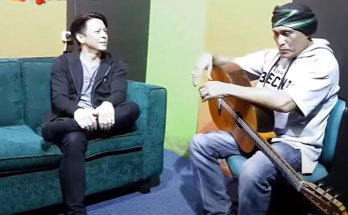 Ariel NOAH saat menjadi bintang tamu YouTube Ryan Kyoto official