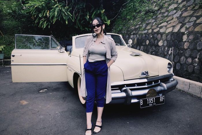 Fashion ala <a href='https://manado.tribunnews.com/tag/zana-cobhita' title='Zana Cobhita'>Zana Cobhita</a>, putri dari <a href='https://manado.tribunnews.com/tag/lady-rocker-indonesia' title='Lady Rocker Indonesia'>Lady Rocker Indonesia</a> <a href='https://manado.tribunnews.com/tag/nicky-astria' title='Nicky Astria'>Nicky Astria</a>
