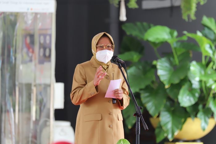 Tri Rismaharini