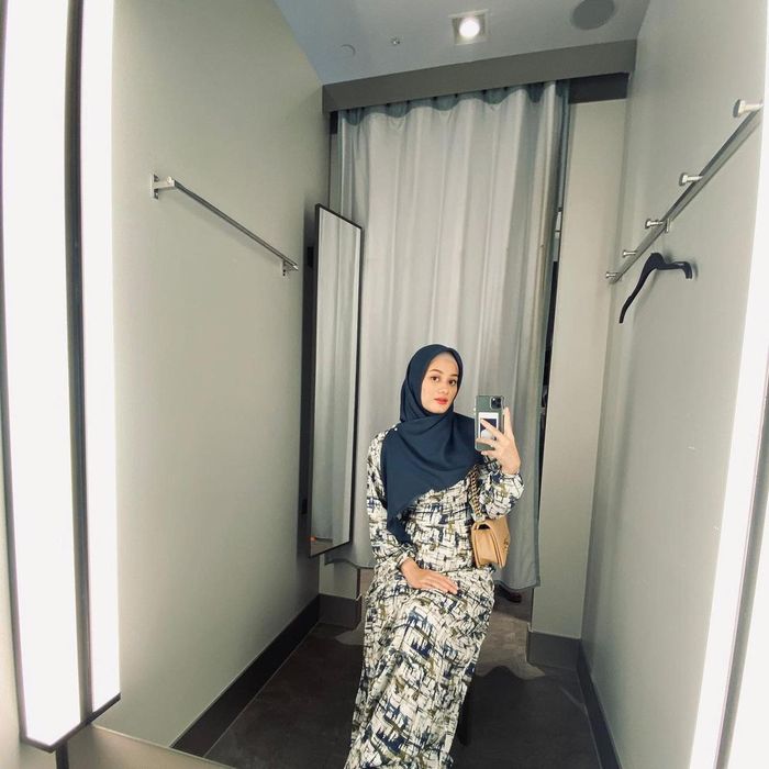 Dinda Hauw
