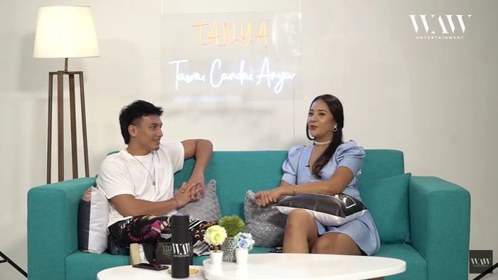 Jefri Nichol saat bercerita tentang kebiasaannya main games di warnet.