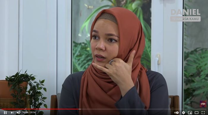 Dewi Sandra