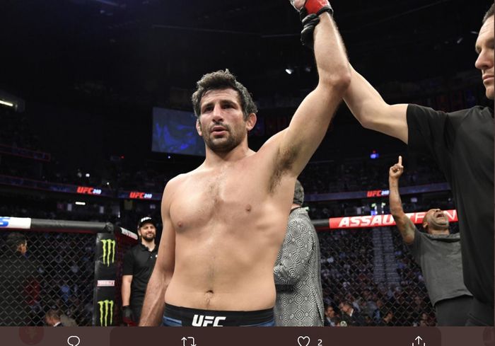 Sosok petarung UFC yang disebut Ali Abdelaziz paling pas untuk memperebutan gelar melawan Islam Makhachev, Beneil Dariush.