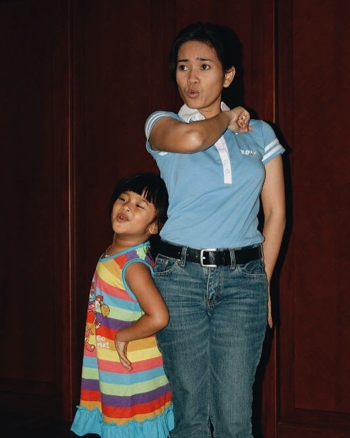 Ikke Nurjanah dan putri tunggalnya, Siti Adira Kania