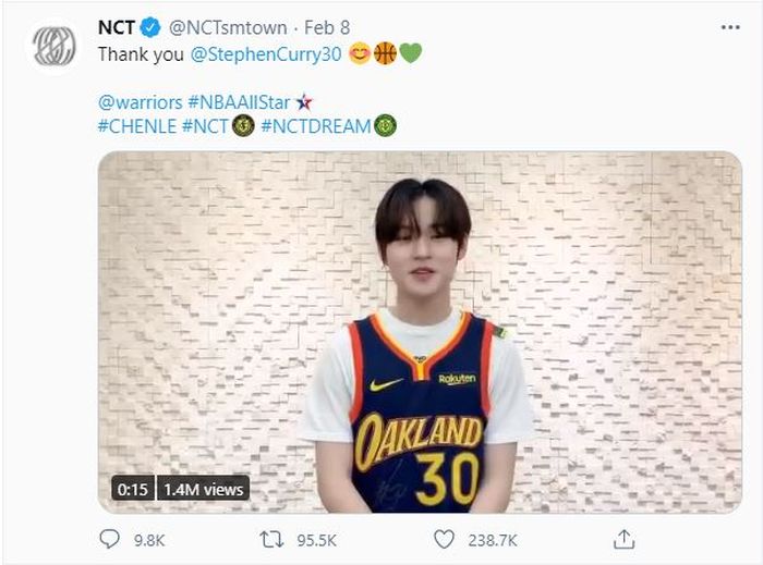 Fans Garis Keras, Senangnya Chenle NCT Dream Dapat Jersey Bertanda Tangan  Pemain Basket Stephen Curry