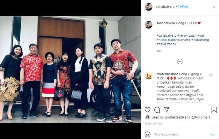Penampilan sederhana Veronica Tan rayakan Imlek 2021 bersama orangtua dan ketiga anaknya