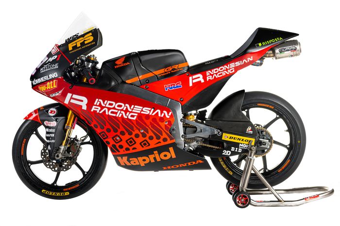 Motif batik di livery tim Indonesian Racing Gresini Moto3.