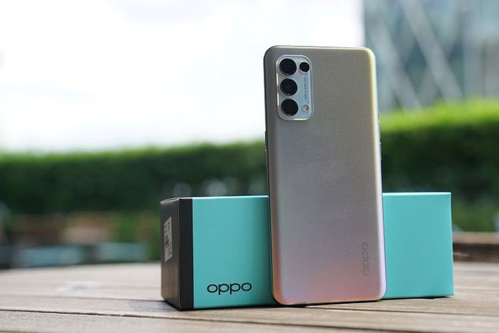 OPPO Reno 5