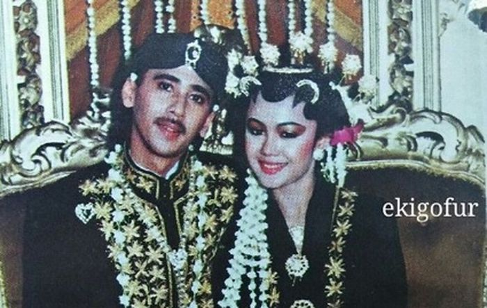 Foto Pernikahan Yuni Shara dengan mantan suami pertamanya